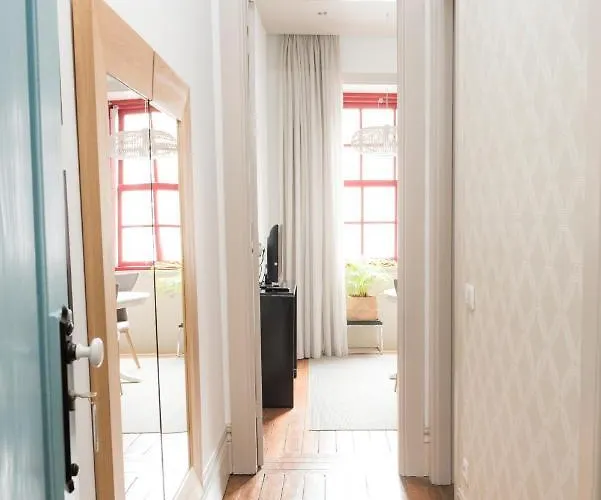 Santo Da Casa / Sc *