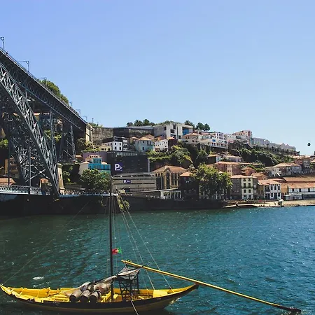 Santo Da Casa / Sc Porto