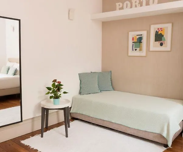 Santo Da Casa / Sc بورتو