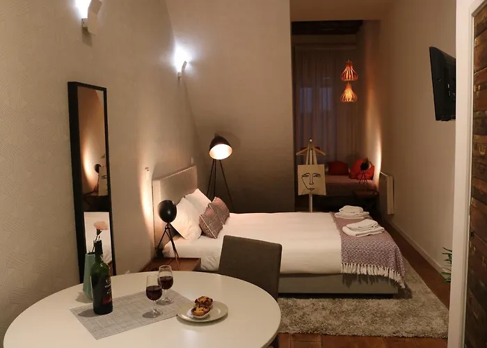 Santo Da Casa / Sc Appartement Porto