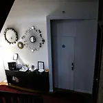 Santo Da Casa / Sc