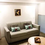 Santo Da Casa / Sc Appartement *