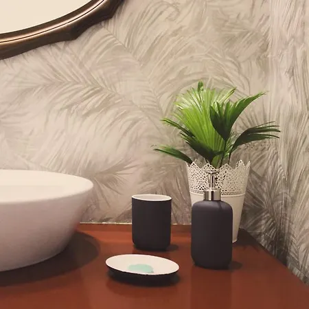 Santo Da Casa / Sc Appartamento Oporto